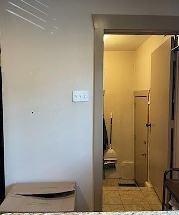 5th image of 540 E Wilmington Ave #A