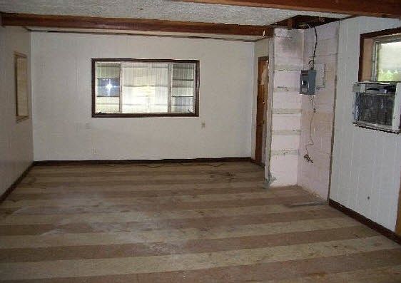 2nd image of 10699 Childers St