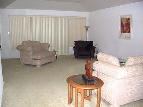 5th image of 201 Wysteria Dr