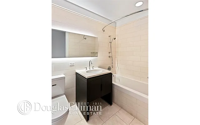 Rented by Douglas Elliman | media 26