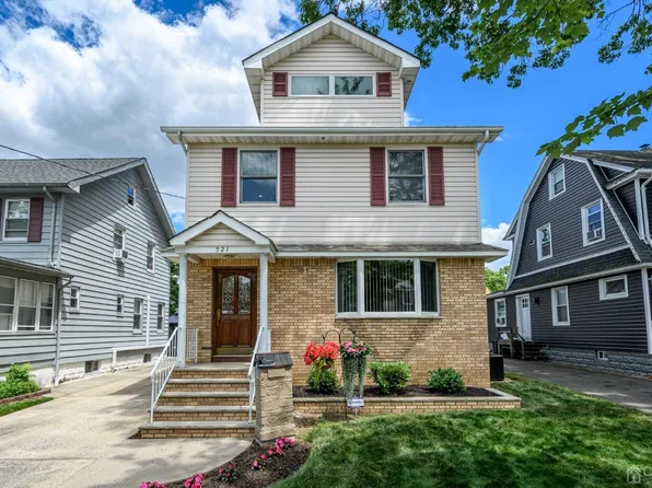 521 Spruce St, Roselle Park, NJ 07204