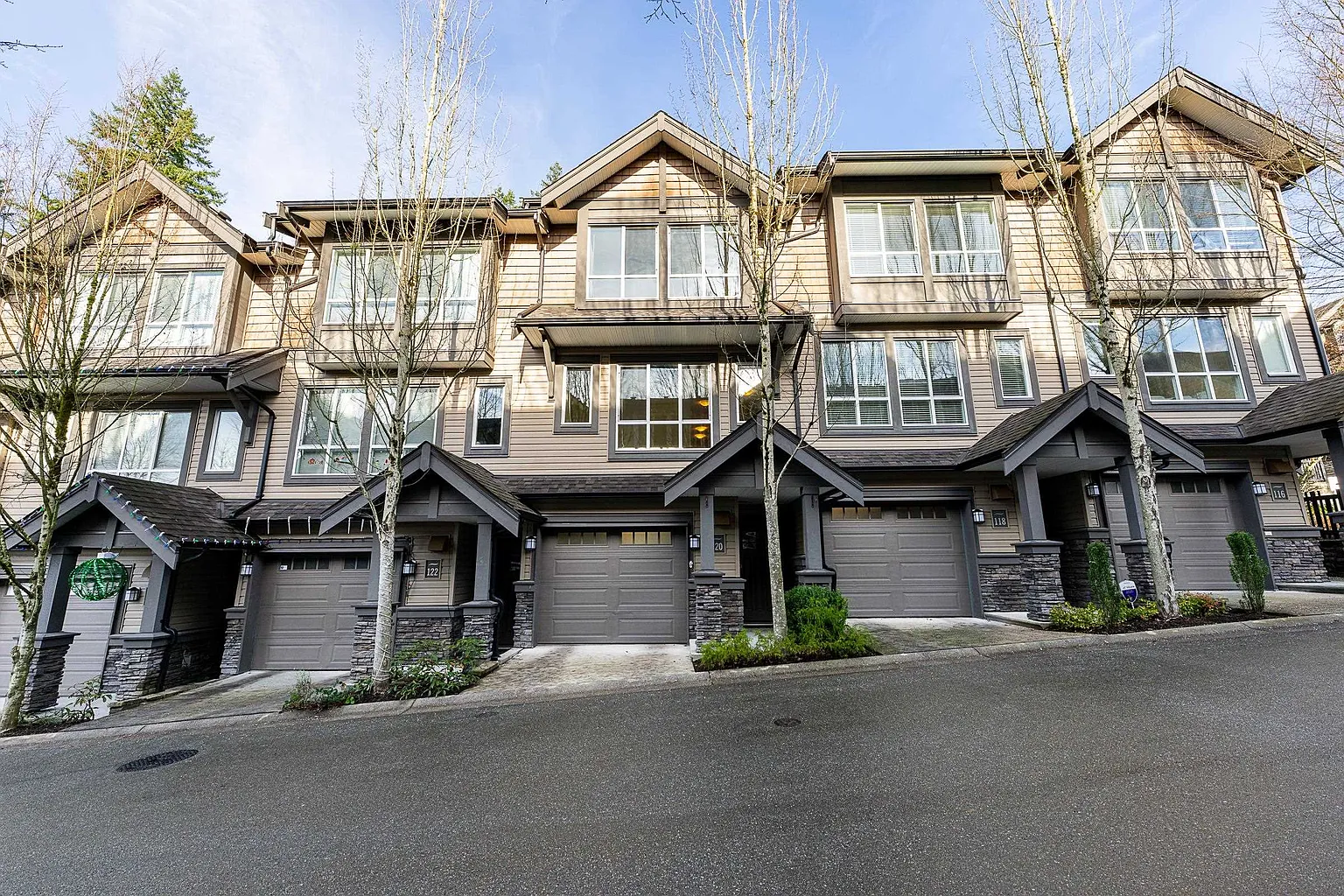1460 Southview St #120 photo 1