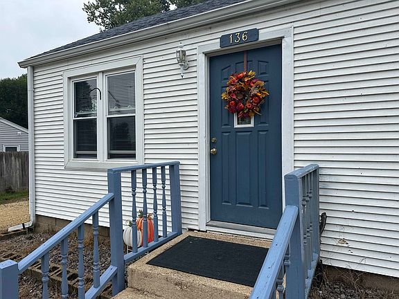 5th image of 136 Huron Rd