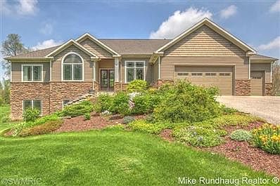 3rd image of 6269 Montmorency Dr SE