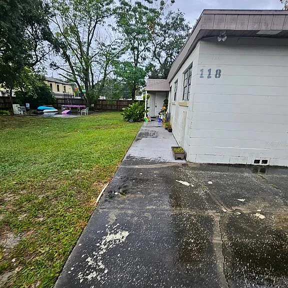 118 N Van Buren Ave — Photo 1