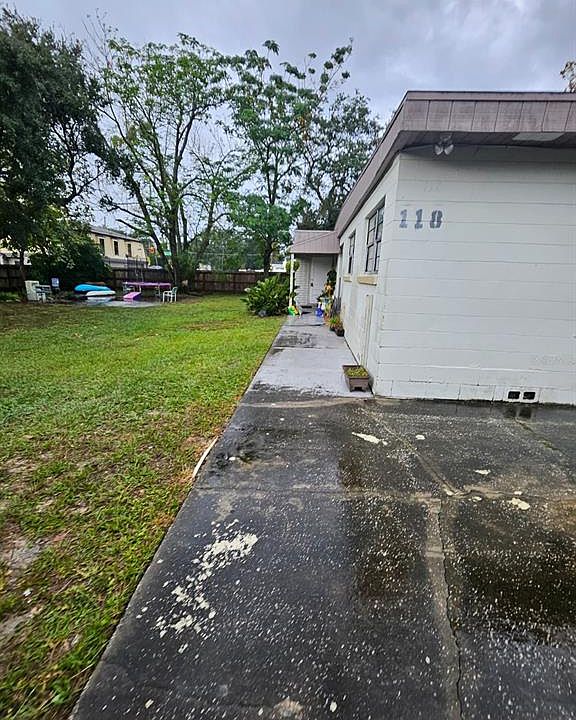 1st image of 118 N Van Buren Ave