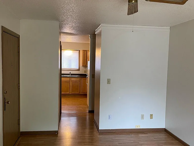 731 Church St #6 — Photo 4