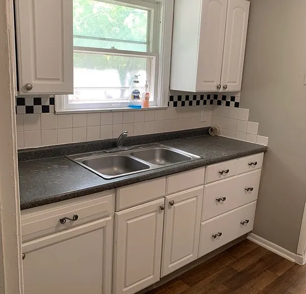 1441 S Willow Ave — Photo 2