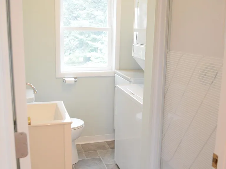 117 E Church St — Photo 8