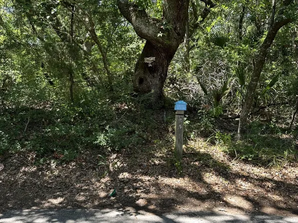 23 Three Flipper Trl Lot 511, Bald Head Island, NC 28461