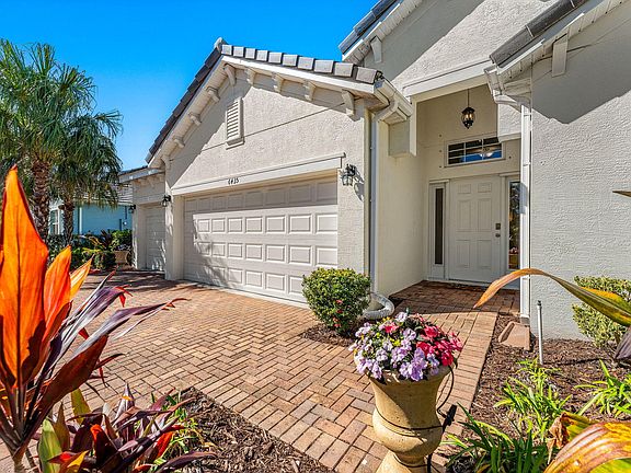 3rd image of 6435 Monserrat Dr