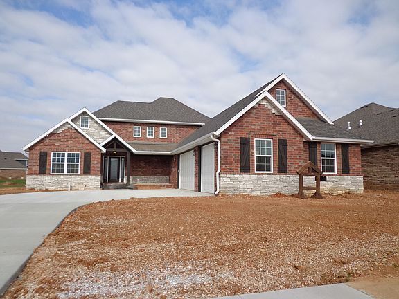 2nd image of 625 N Eagle Park Cir
