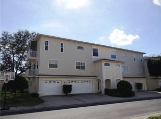 8204 Eagles Park Dr N, Saint Petersburg, FL 33709