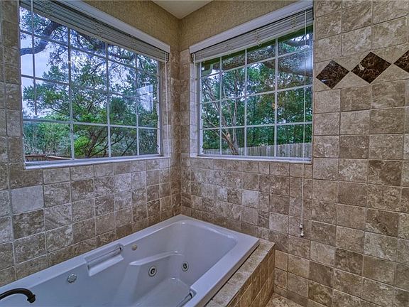 5th image of 8312 Jancy Dr