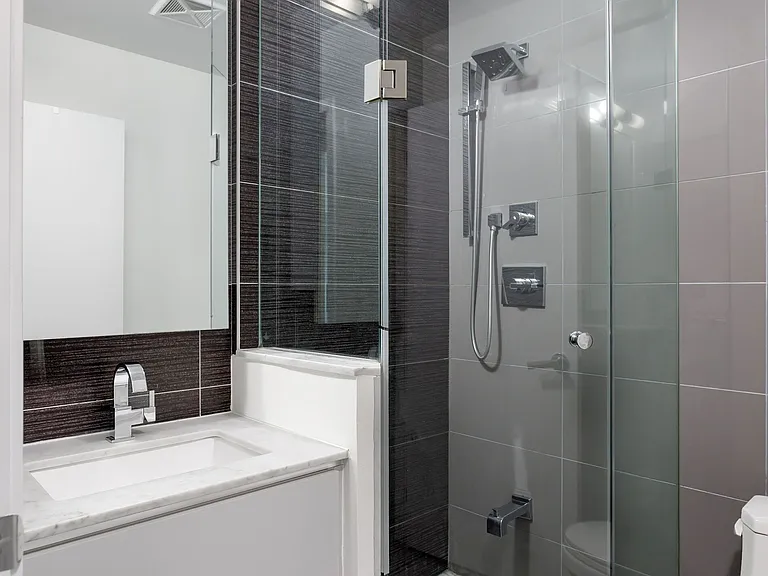 1830 Bloor St W #716 — Photo 27