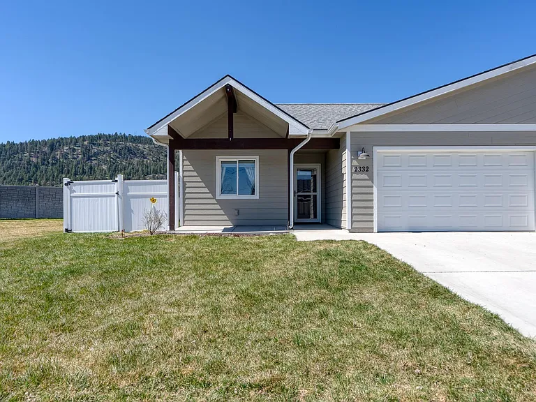 2332 Kismet Ct — Photo 23