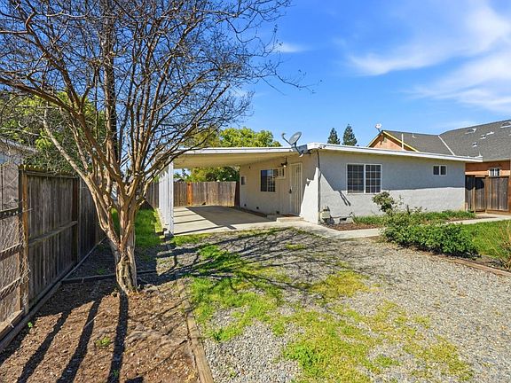 3rd image of 401 Bothun Rd