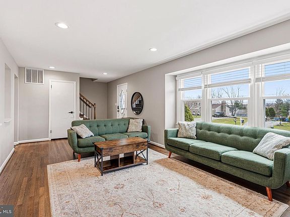 5th image of 1211 Grafton Shop Rd