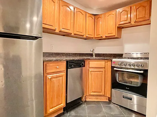 Rented by Century 21 Premier  | media 9