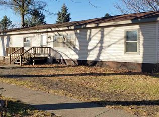 604 Franklin St, Elgin, IA 52141