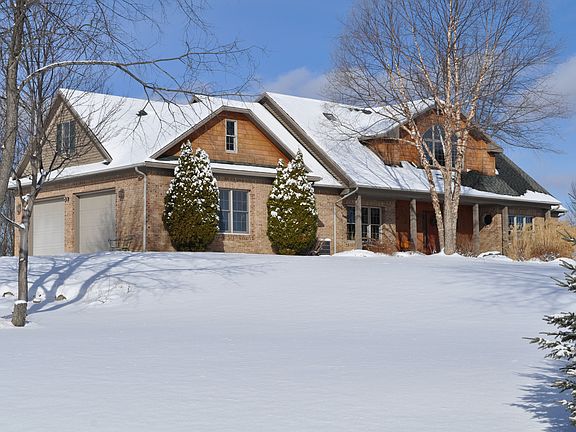 2nd image of 10110 Pine Meadows Ct