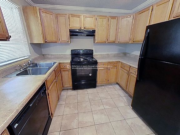 2nd image of 2652 Farn Dr