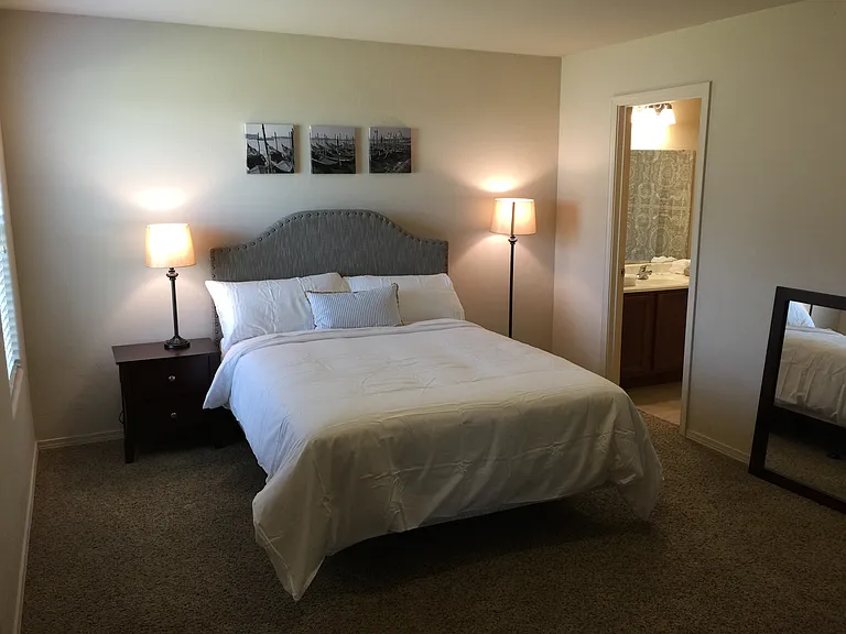 2605 Las Alturas Ct — Photo 16