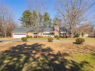 4125 Aquadale Ln, Winston Salem, NC 27104