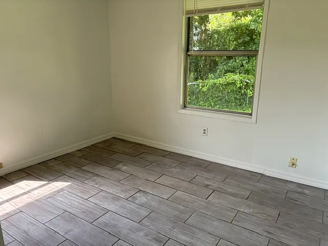 405 N 1st St — Photo 6