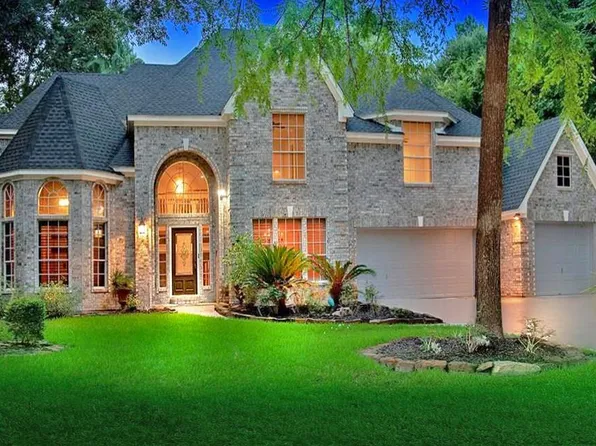 70 N Skyflower Ct, Spring, TX 77381