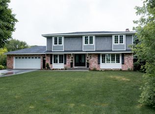 15931 Summit Dr, Eden Prairie, MN 55347