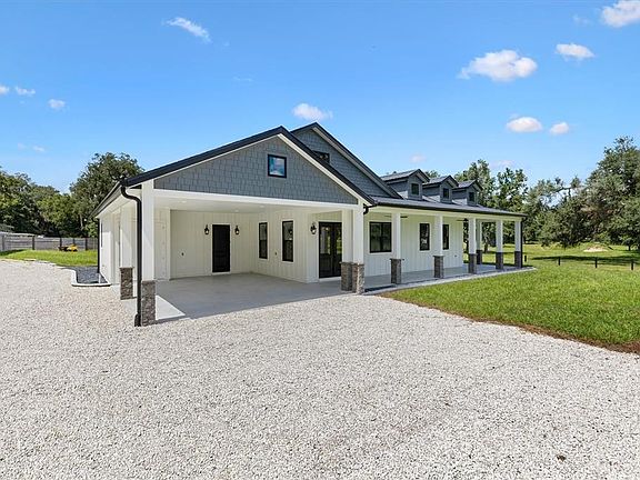 3rd image of 2540 NE 77TH ROAD