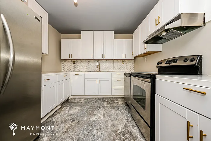 766 Cascade Dr — Photo 5