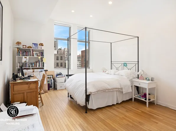 252 7th Avenue image 10 of 13