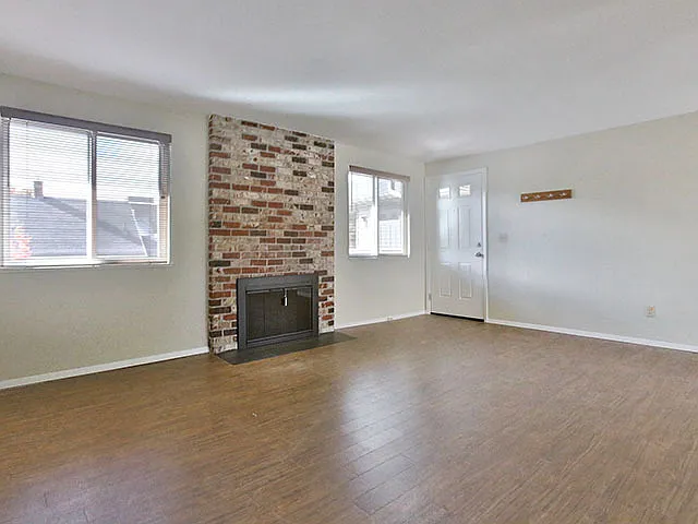 3541-55 SE Yamhill St — Photo 5