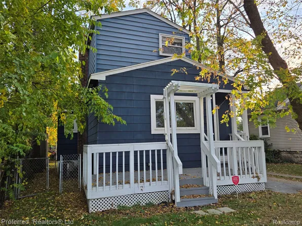 218 E Twelve Mile Rd, Royal Oak, MI 48073