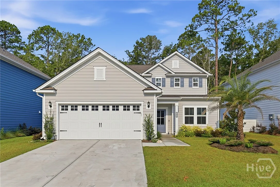 4 bed, 3.5 bath, 2380 sqft, $2,700 — Photo 2