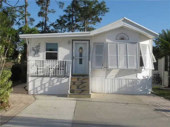 10927 Ground Dove CIR, ESTERO, FL 33928