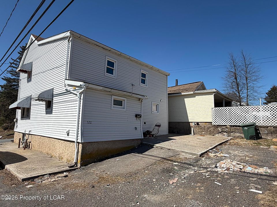 1st image of 522 Freemont Ct