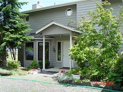 2nd image of 234 Olympus Blvd
