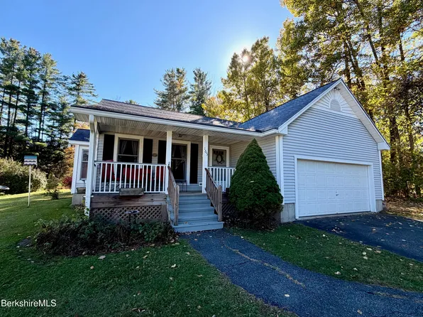 165 George St, Lee, MA 01238
