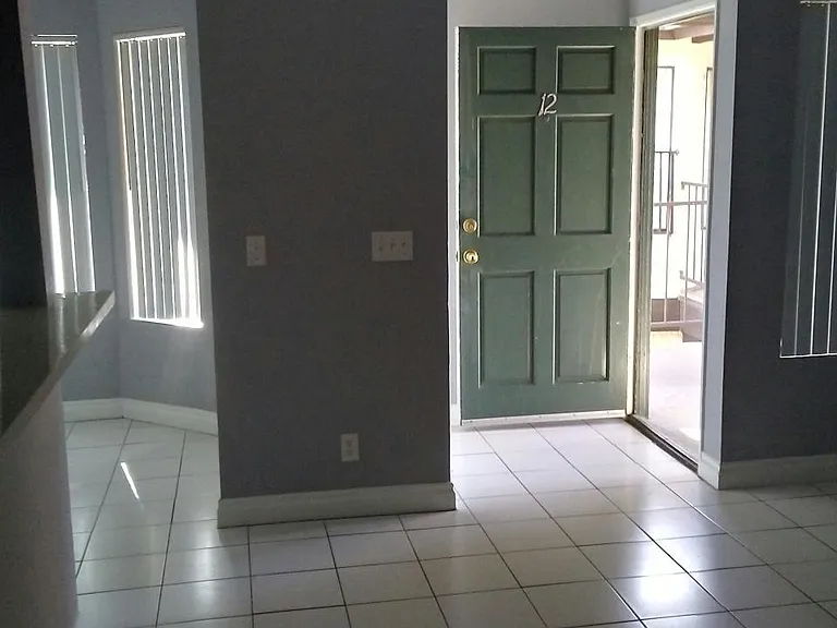 218 W Vermont Ave #12 — Photo 18