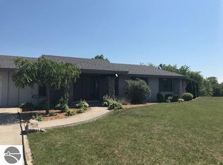 2470 Kapplinger Dr, Farwell, MI 48622