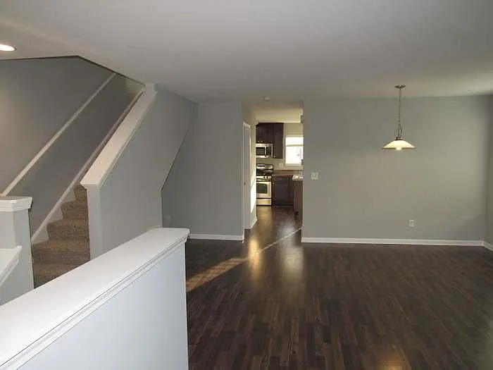 1708 Sandcastle Ln — Photo 2