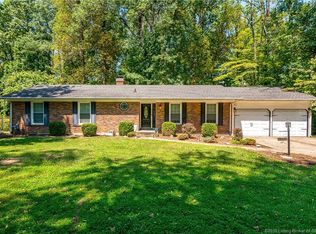 113 Forest Dr, Jeffersonville, IN 47130