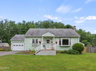 17 Jeffrey Dr, Pittsfield, MA 01201