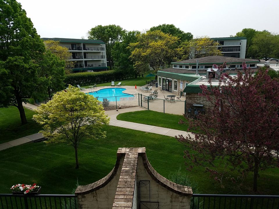 1st image of 10401 Cedar Lake Rd Unit 301