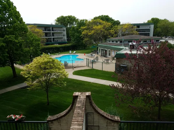 10401 Cedar Lake Rd Unit 301, Minnetonka, MN 55305