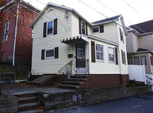 26 Hillpark Ave, Pittston, PA 18640