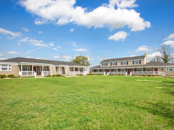 Oaks Intown, 701 W Society Ave #C94b3660e, Albany, GA 31701